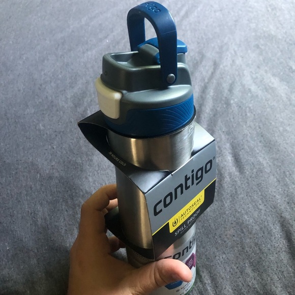 Contigo 24oz Water bottle - Picture 7 of 7